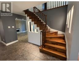 Kitchen - 4171 Sawmill Valley Drive, Mississauga, ON L5L3H1 Photo 7