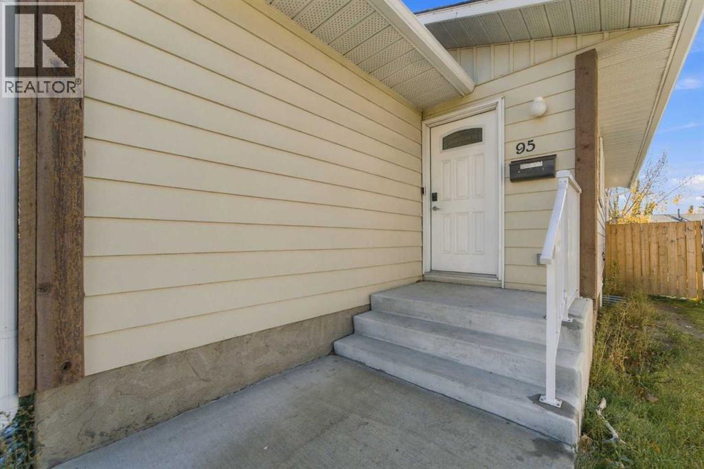 95 Rundleson Way NE - photo 44