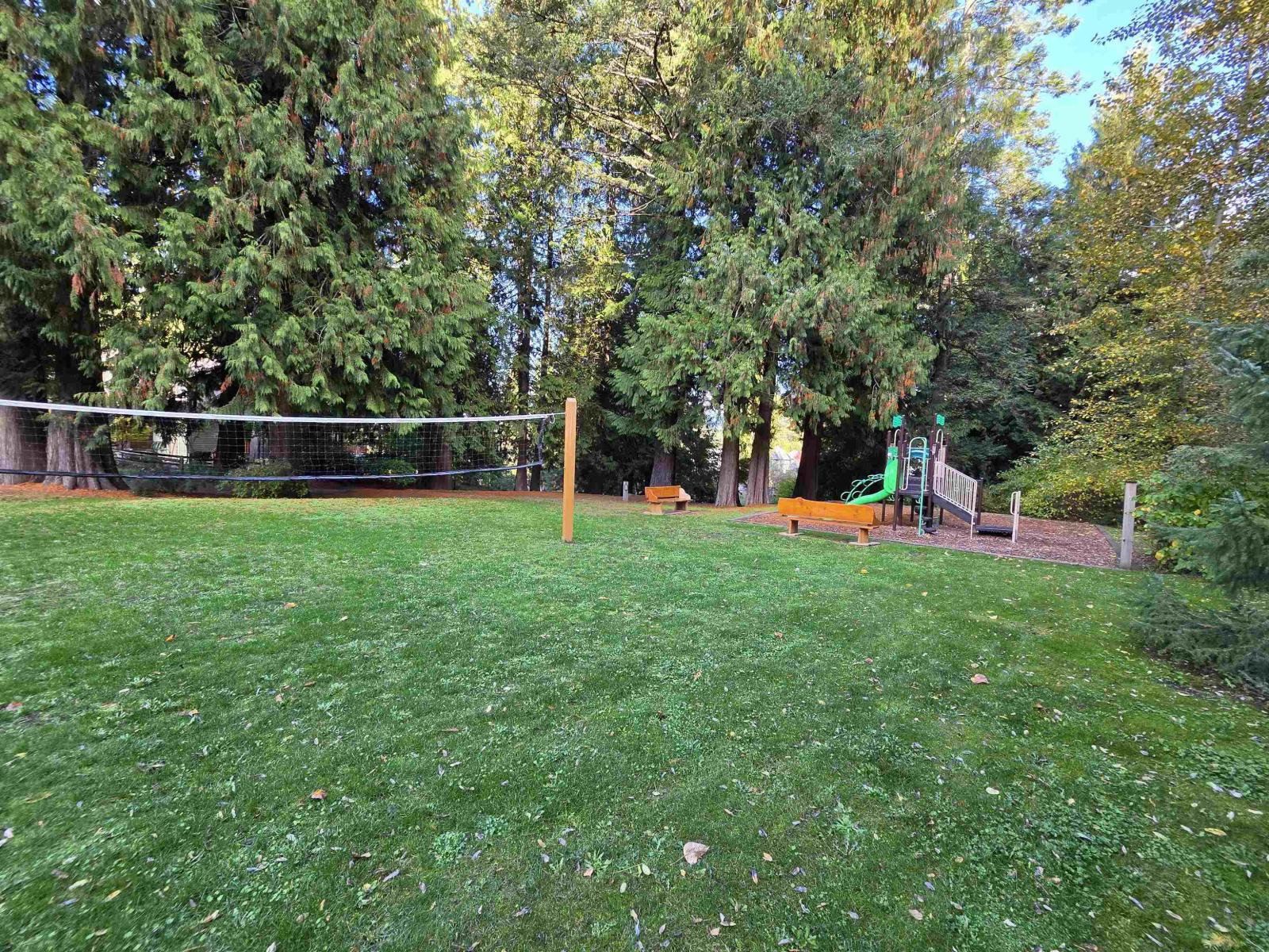 Photo of 1856 HUCKLEBERRY BEND, Cultus Lake South 36