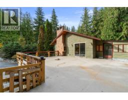 2455 Forest Drive, Blind Bay, BC V0E1H2 Photo 19