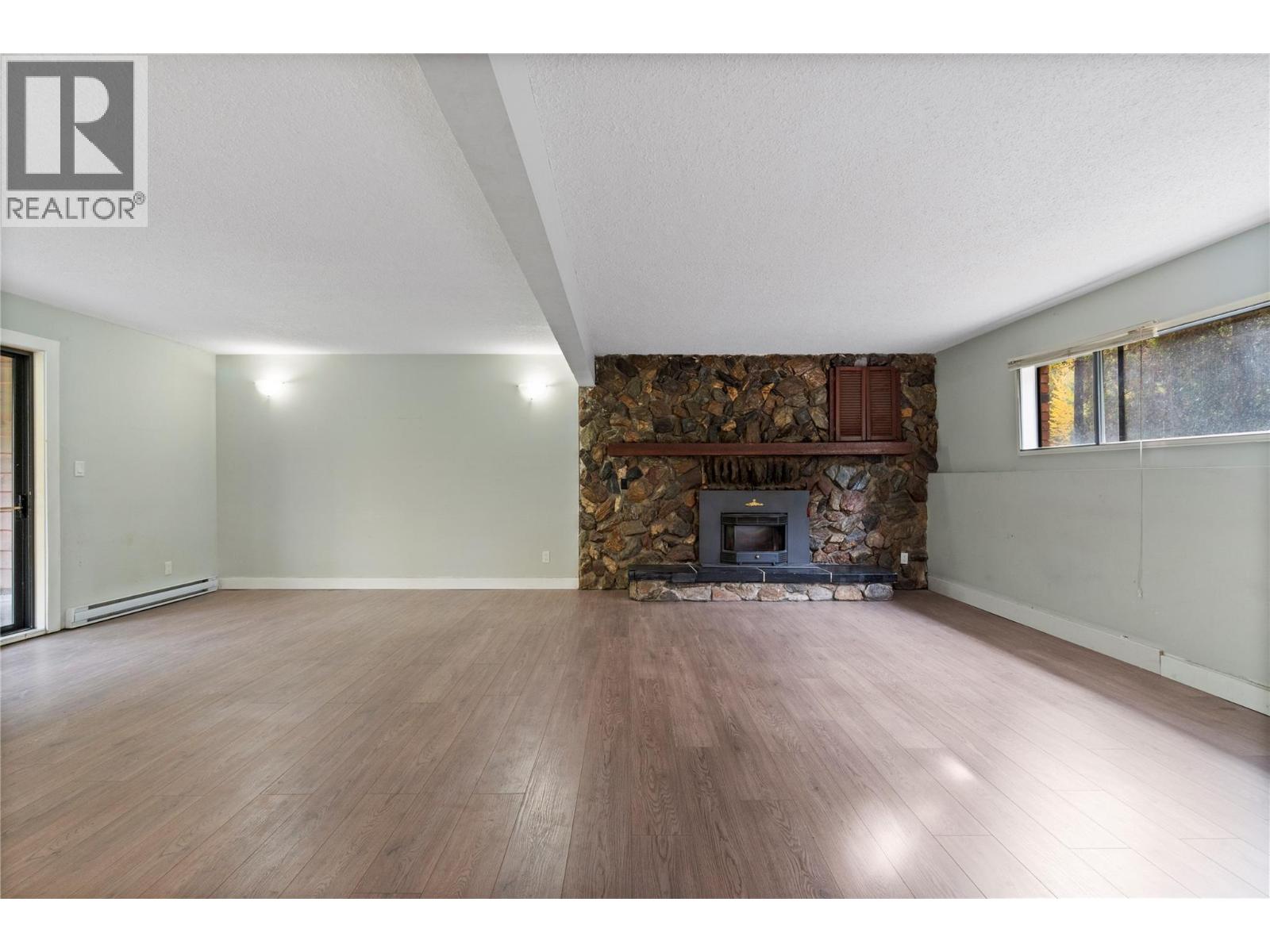 2455 Forest Drive - 50