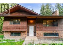 2455 Forest Drive, Blind Bay, BC V0E1H2 Photo 11