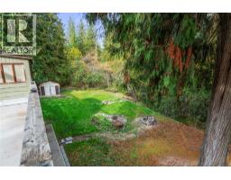 2455 Forest Drive, Blind Bay, BC V0E1H2 Photo 21