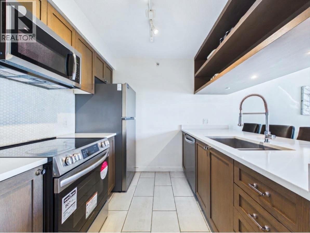 Photo of 1303 1288 W GEORGIA STREET 11