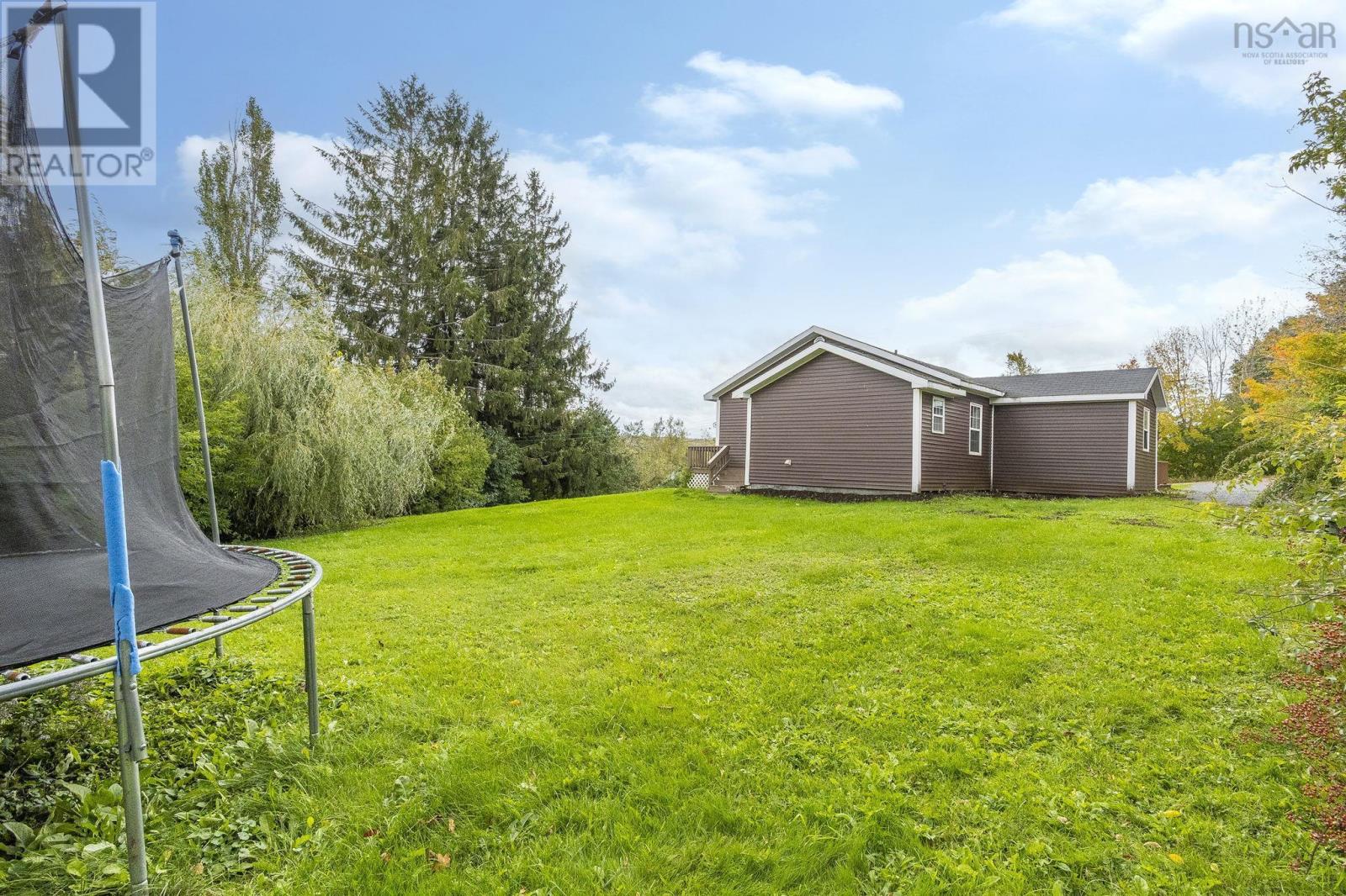 Property 14 of 44 of 20 Beech Hill Road