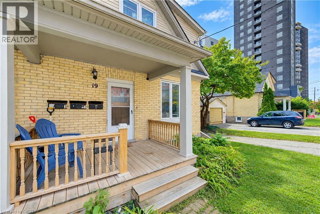 19 JAMES Street — photo 3