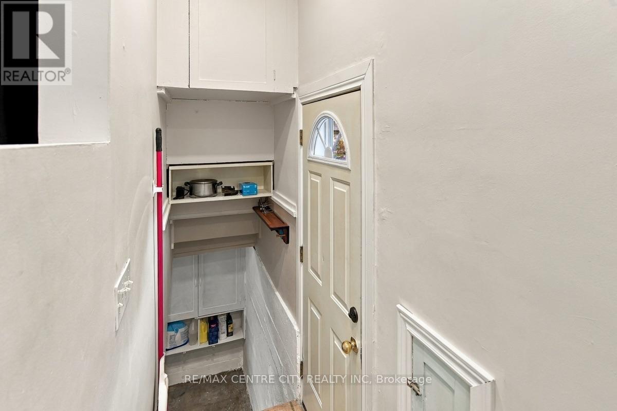 2 bedroom Single Family interior view, 649 Emery Street, London South (South G), Ontario