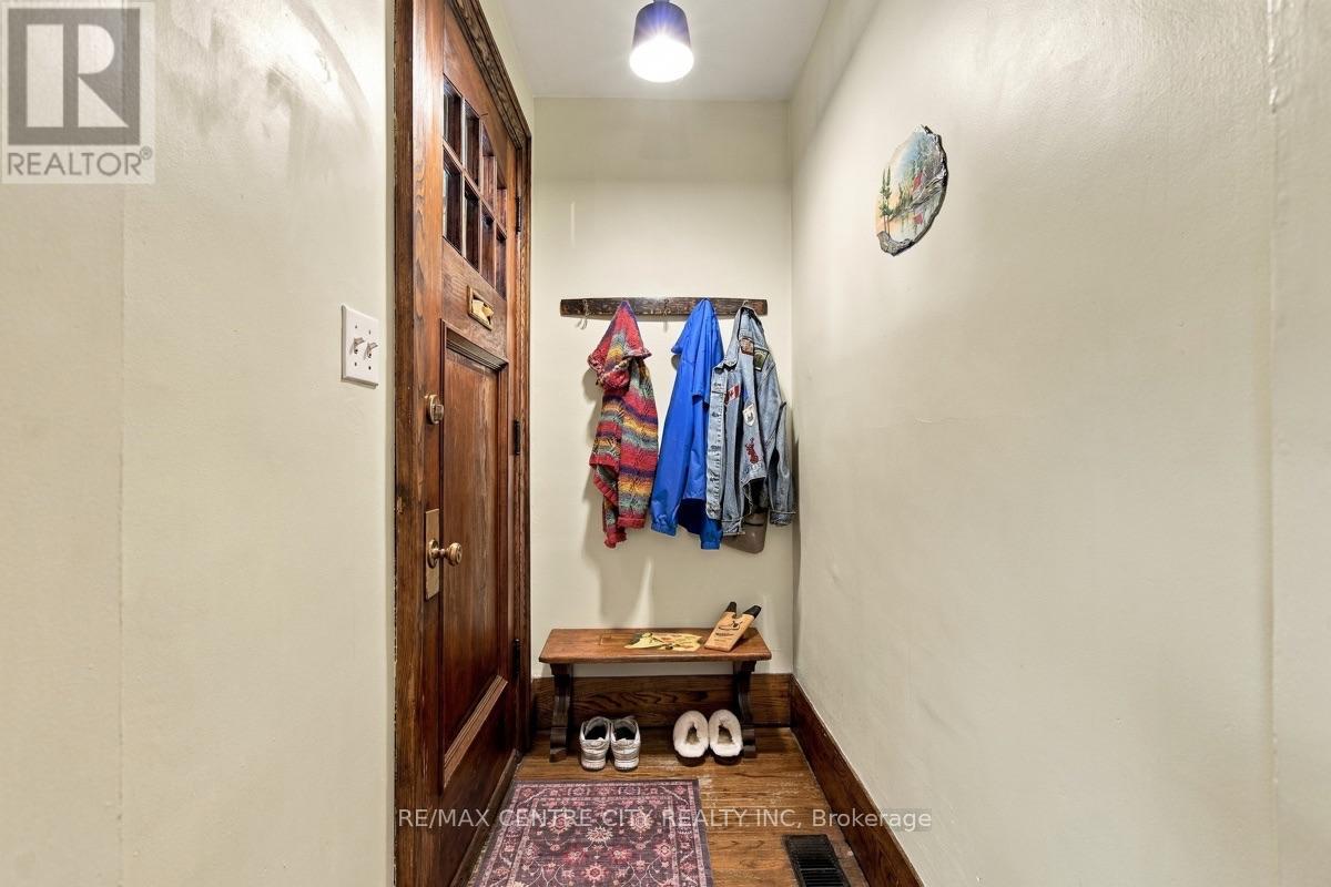 2 bedroom Single Family interior view, 649 Emery Street, London South (South G), Ontario