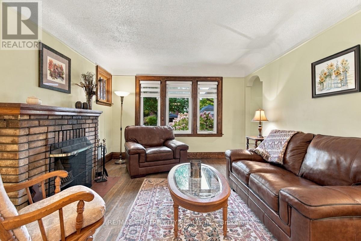 2 bedroom Single Family interior view, 649 Emery Street, London South (South G), Ontario