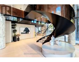2105 - 91 Montclair Avenue, Toronto, ON M5P0B1 Photo 10