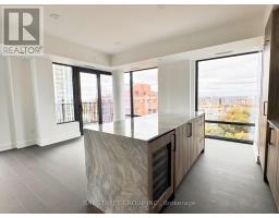 2105 - 91 Montclair Avenue, Toronto, ON M5P0B1 Photo 13