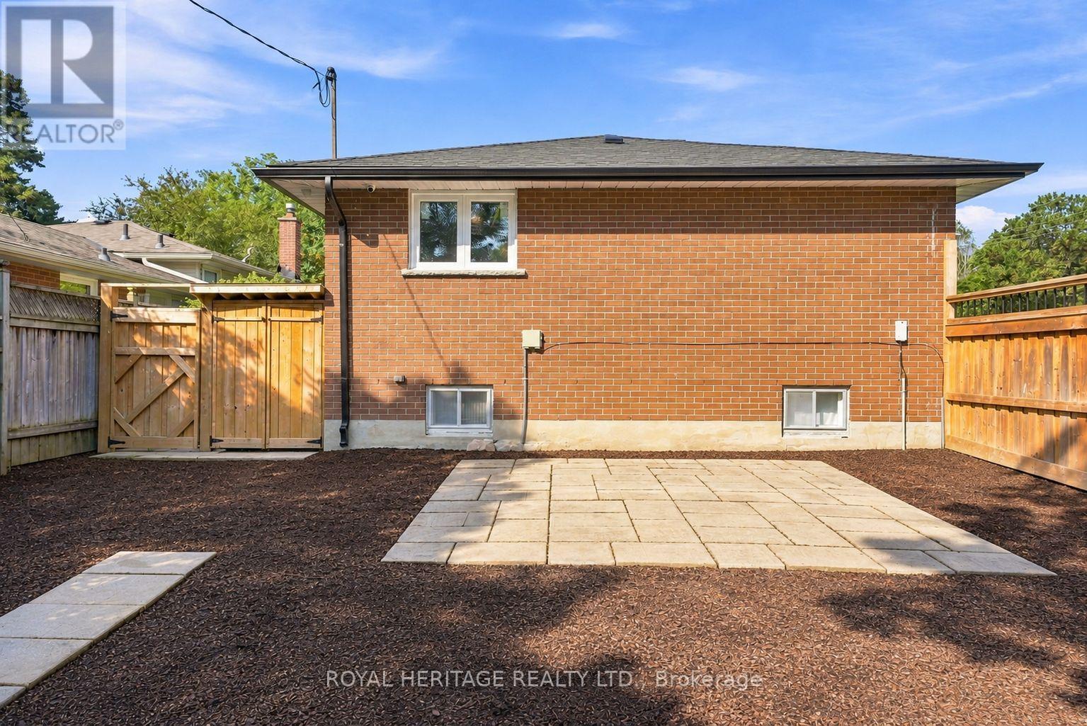 471 Rossland Road East, Oshawa, ON photo 48