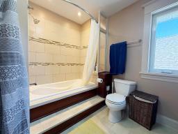 90 Cobourg Avenue, Winnipeg, MB R2L0H5 Photo 35