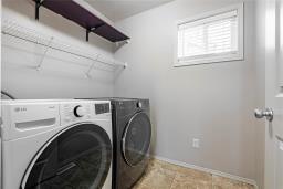 87 George Reshaur Bay, Winnipeg, MB R2C2P8 Photo 43