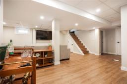 948 Byng Place, Winnipeg, MB R3T0Y5 Photo 12