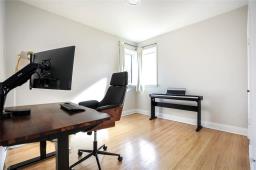 948 Byng Place, Winnipeg, MB R3T0Y5 Photo 9