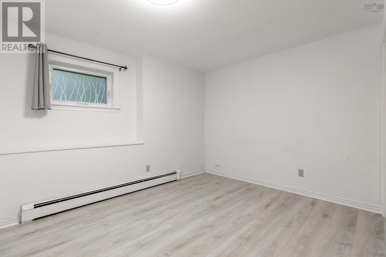 Property 41 of 51 of 173 Dempster Crescent