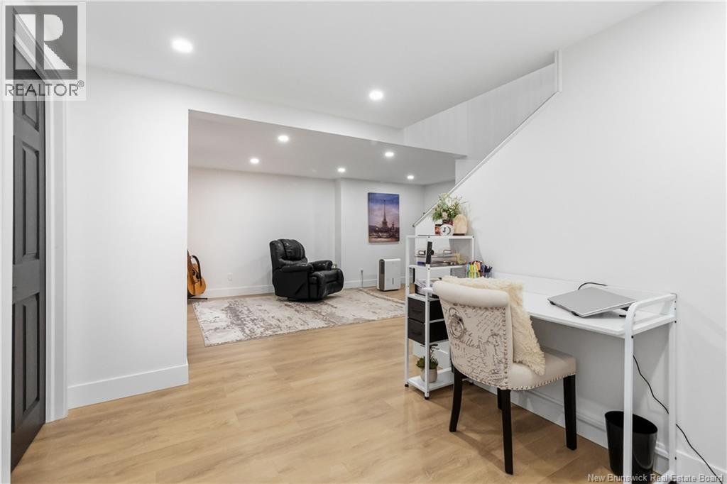 97 Lorette Street - Thumbnail 35