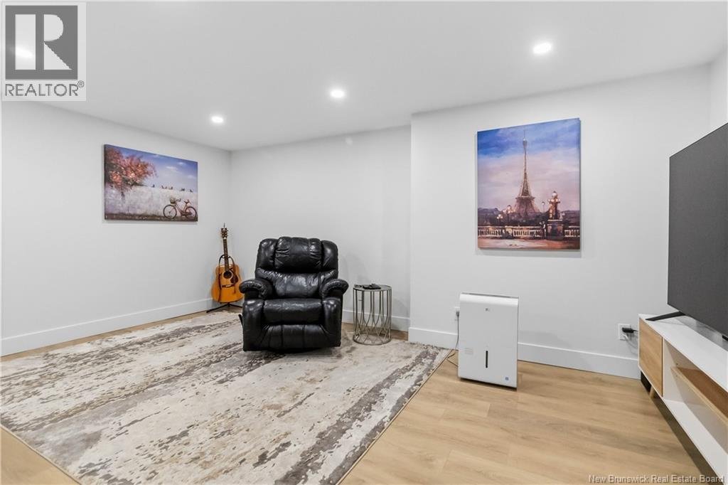 97 Lorette Street - Thumbnail 37