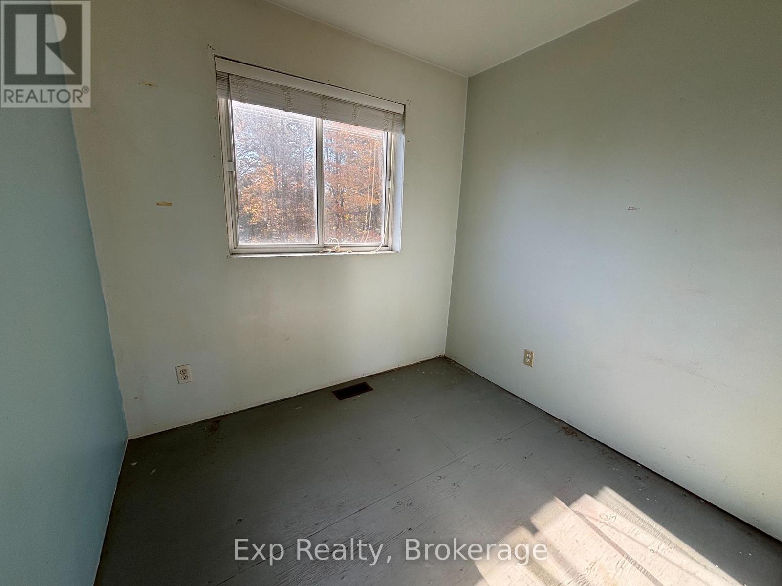 794 Pinegrove Road, Greater Napanee, ON photo 15