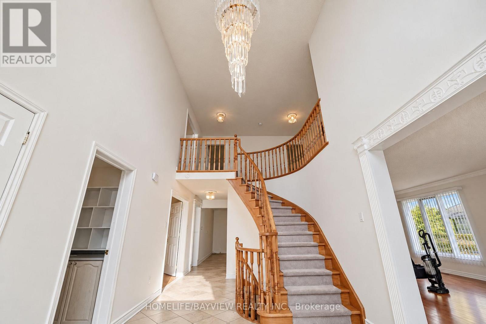 580 ELGIN MILLS ROAD W - 17