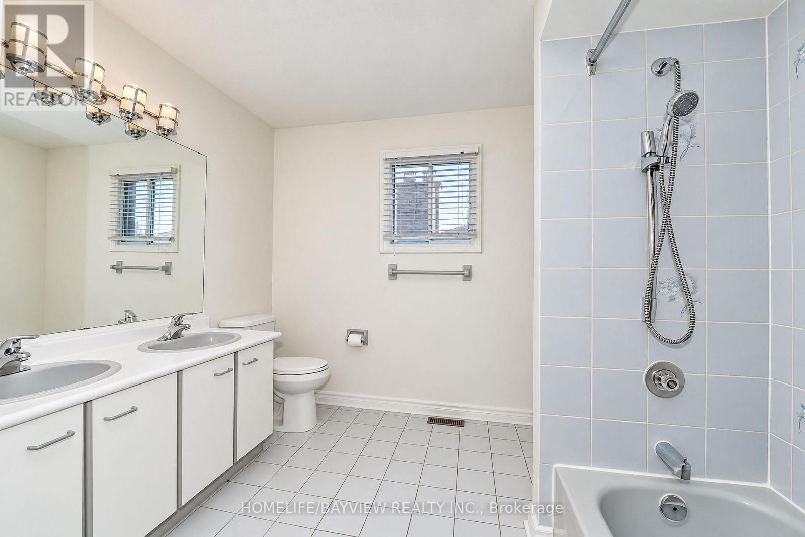 580 ELGIN MILLS ROAD W - 30