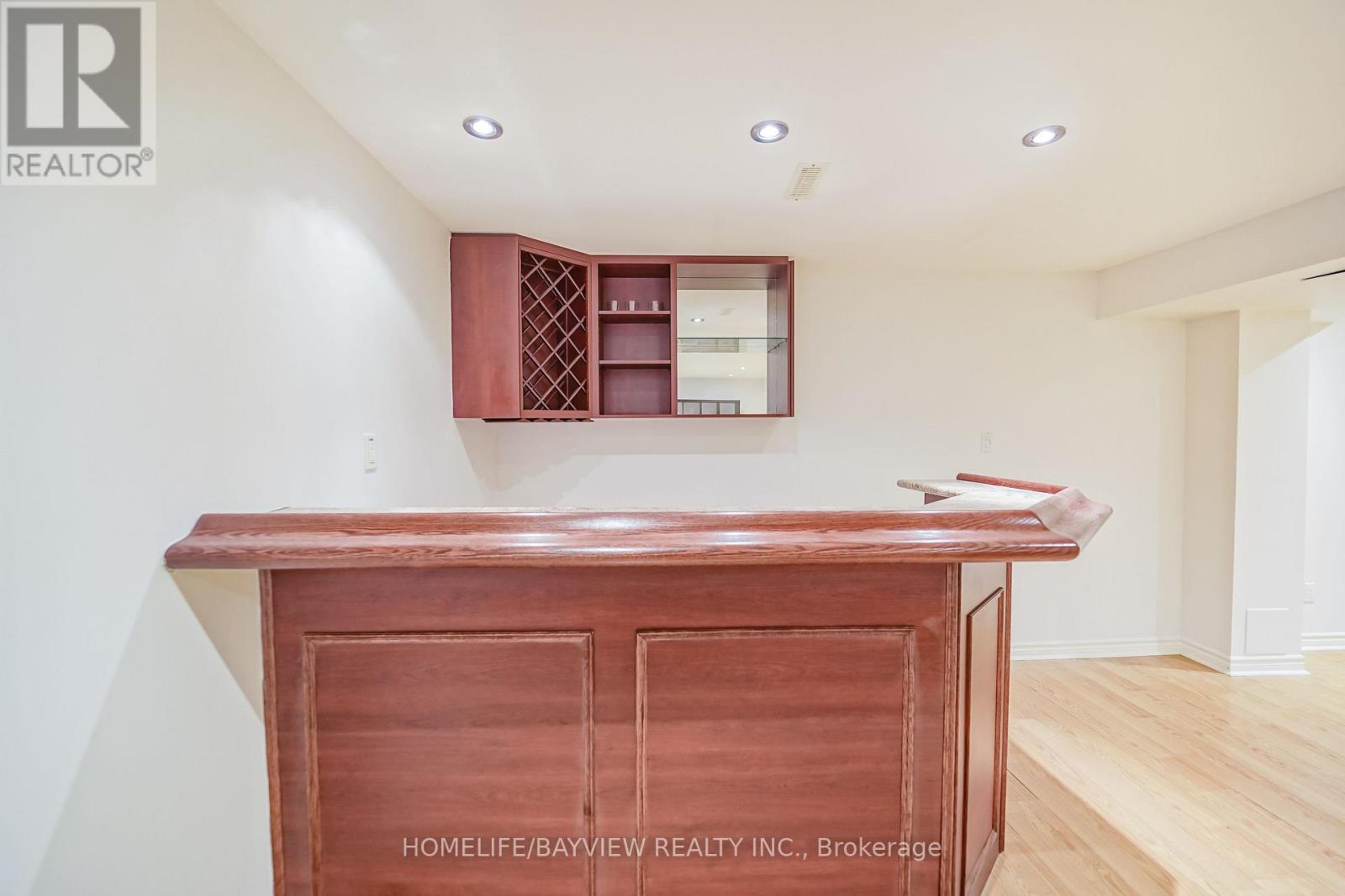 580 ELGIN MILLS ROAD W - 34