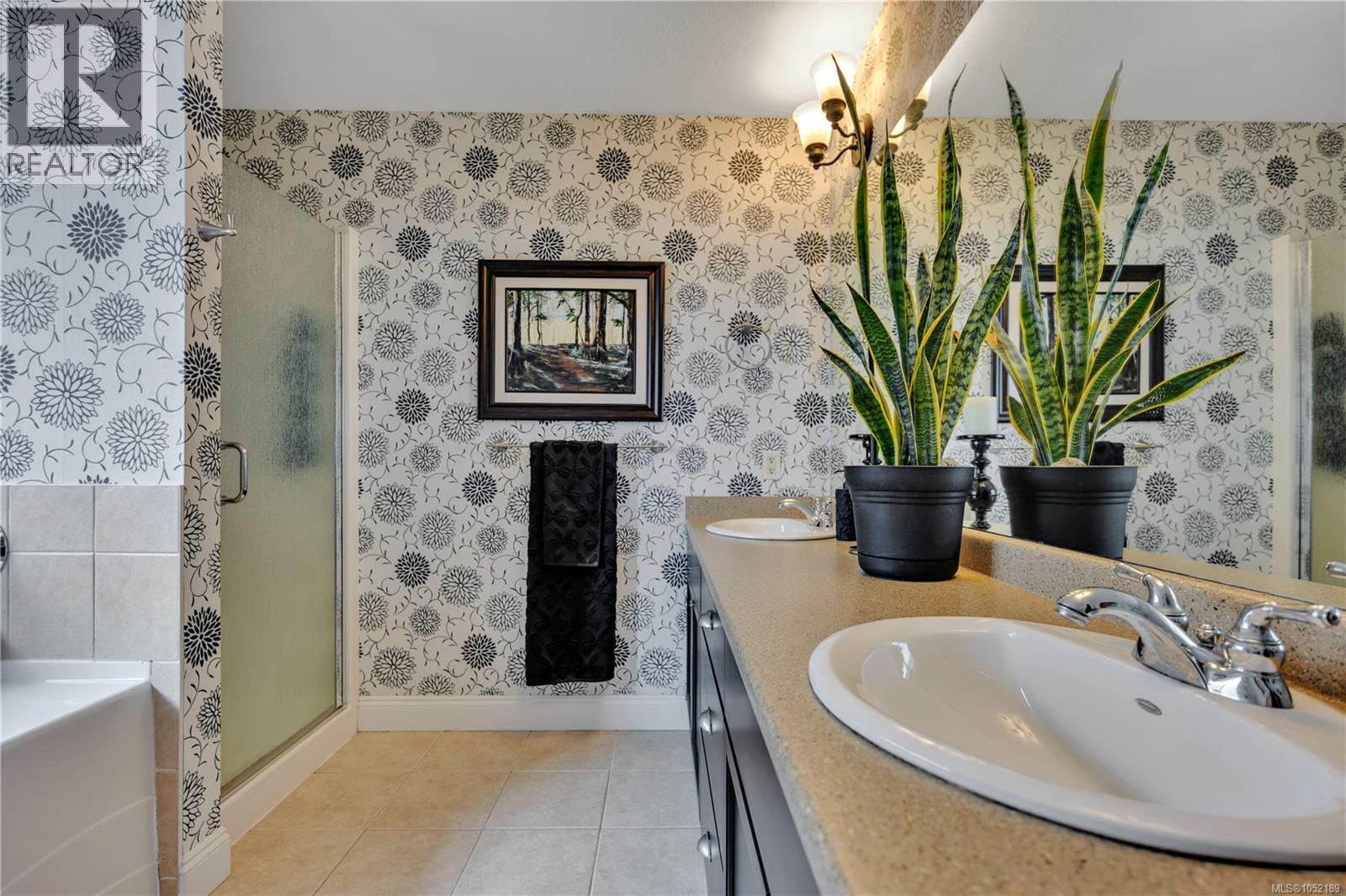 5534 Cliffside Rd, Nanaimo - Image 1