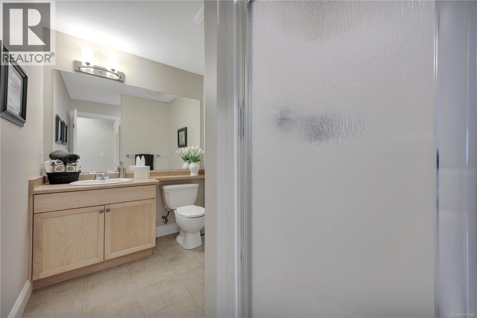 5534 Cliffside Rd, Nanaimo - Image 1