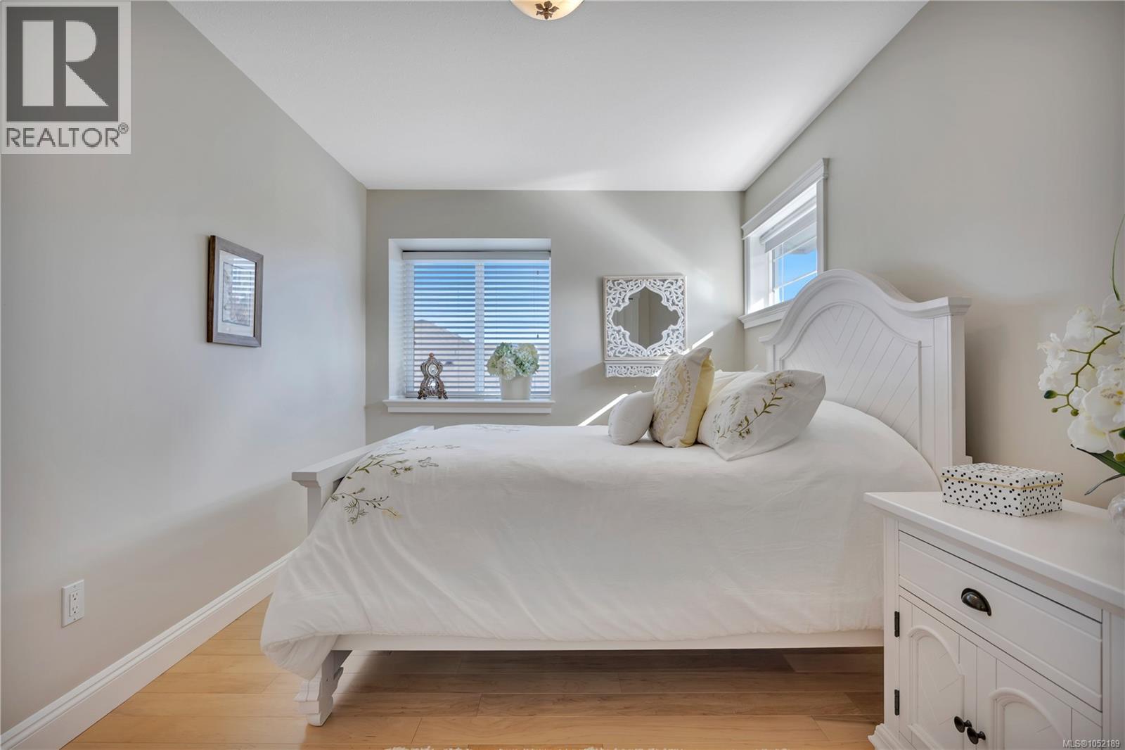 5534 Cliffside Rd, Nanaimo - Image 1