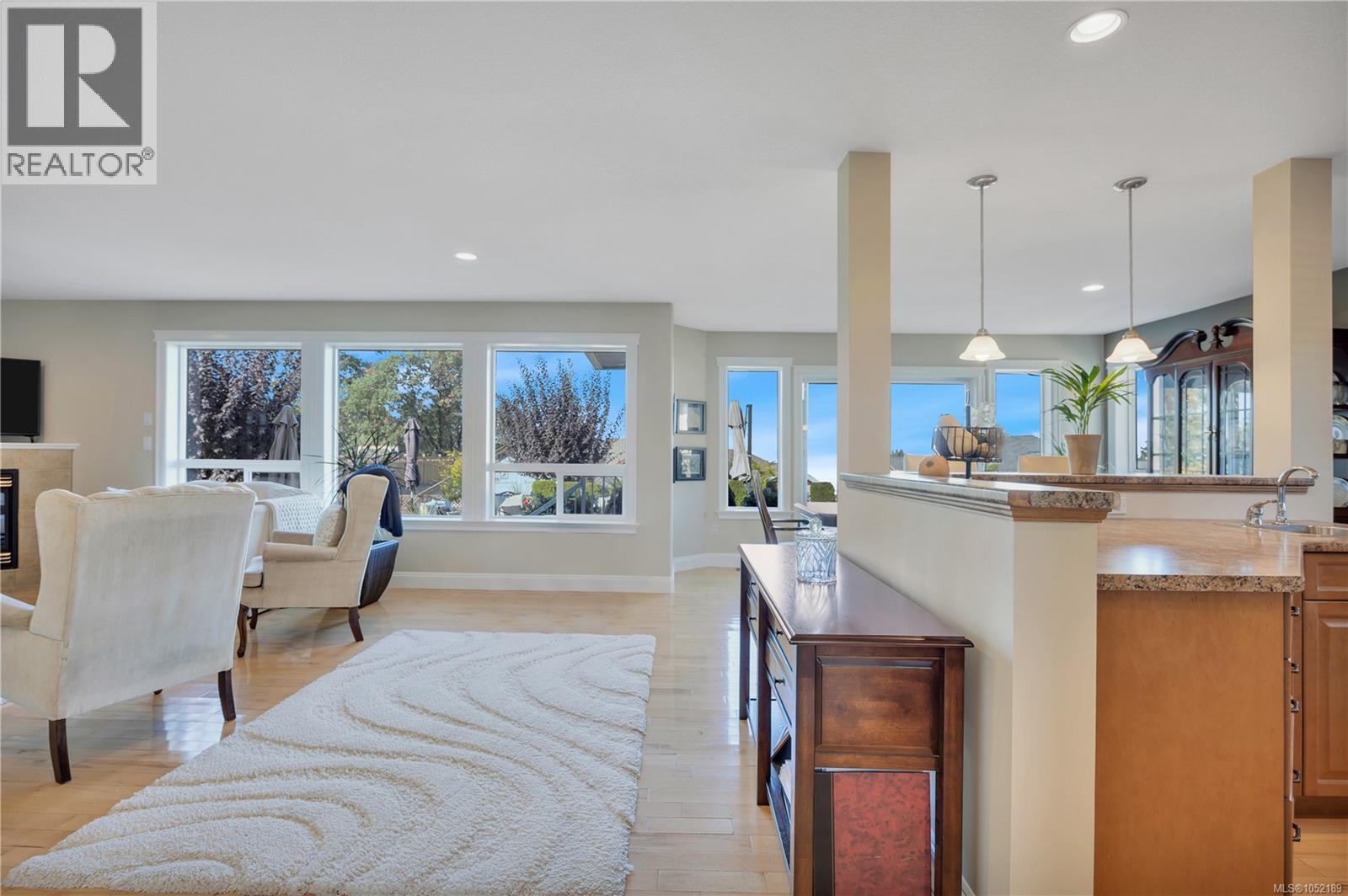 5534 Cliffside Rd, Nanaimo - Image 1