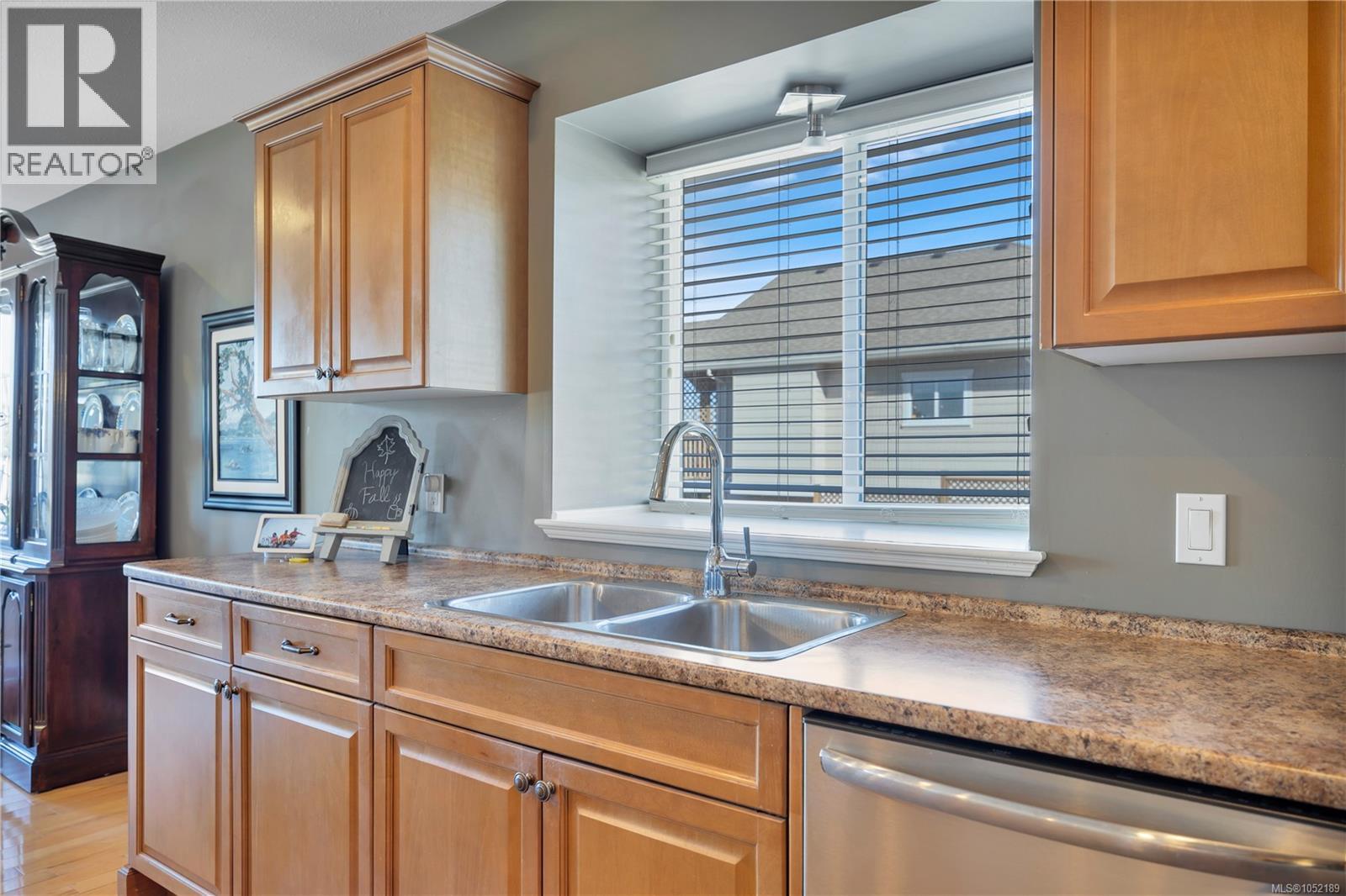 5534 Cliffside Rd, Nanaimo - Image 1