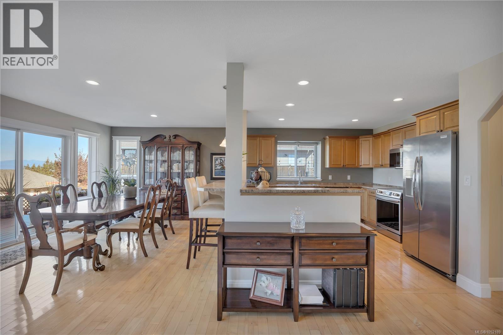 5534 Cliffside Rd, Nanaimo - Image 1