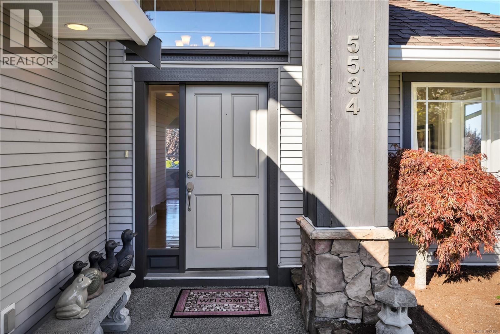 5534 Cliffside Rd, Nanaimo - Image 1