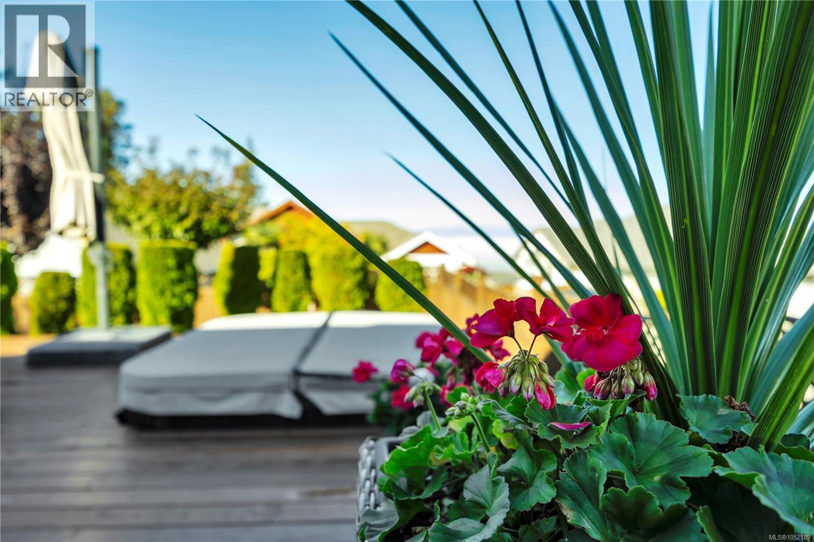 5534 Cliffside Rd, Nanaimo - Image 1