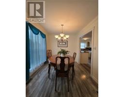 16 Pioneer Street thumbnail 11