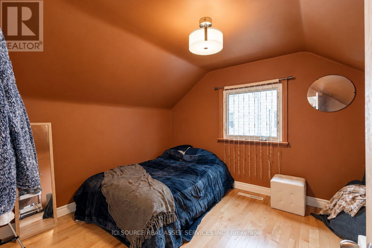 2014 Balsam Avenue, Mississauga, ON photo 3
