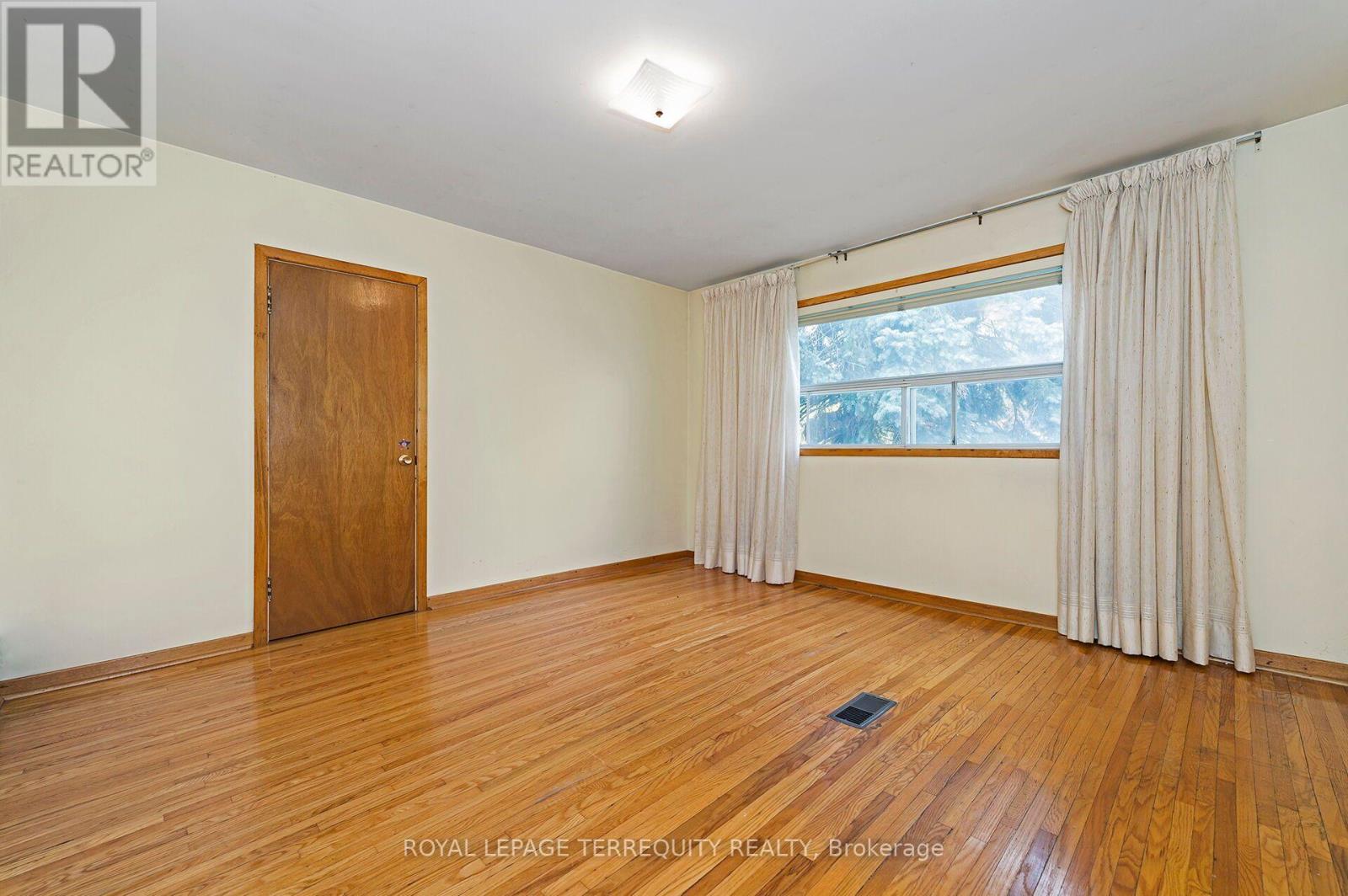 209 Caledonia Road, Toronto, ON photo 19
