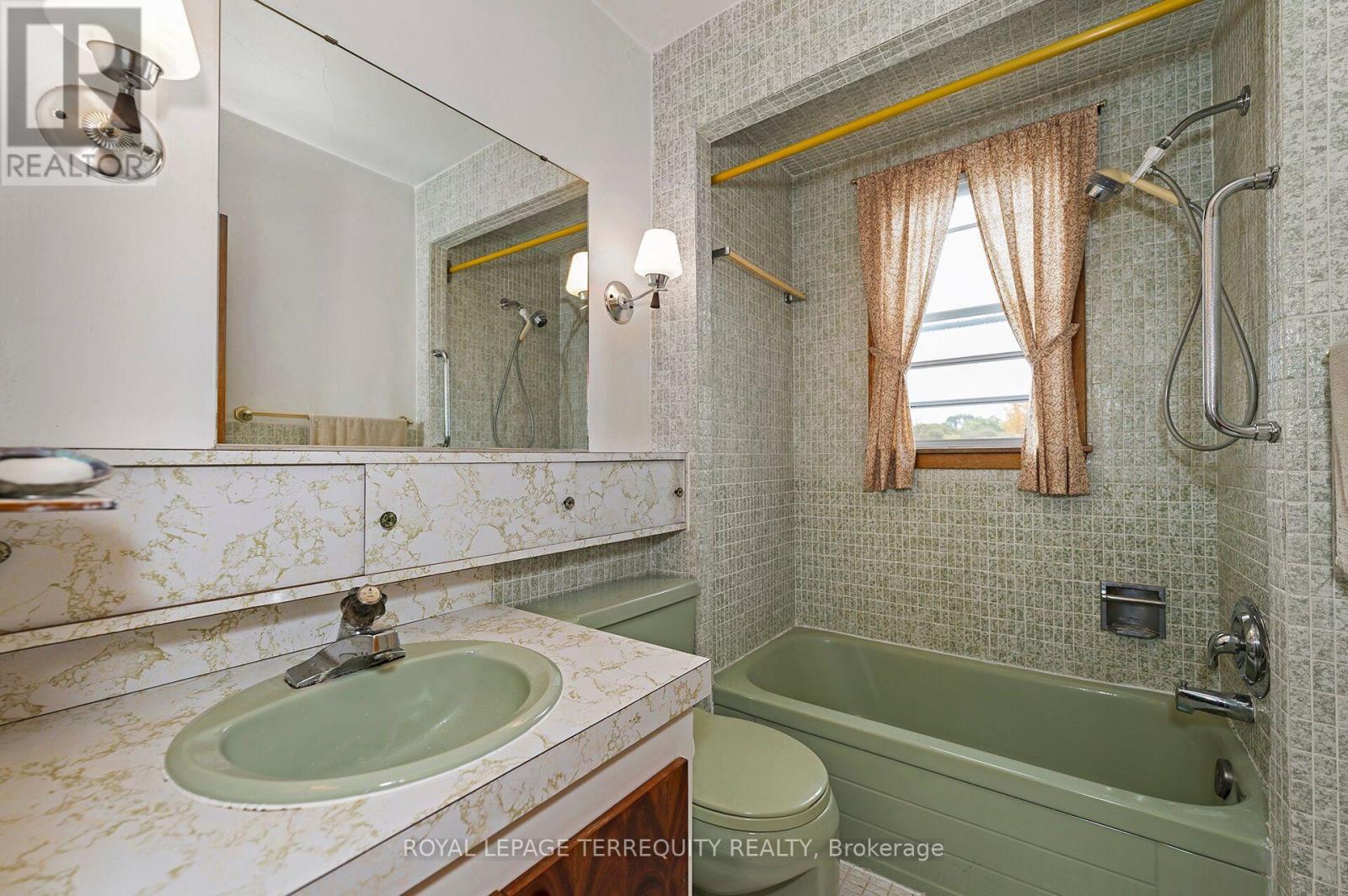 209 Caledonia Road, Toronto, ON photo 21