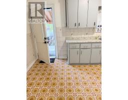 241 Dunraven Drive, Toronto, ON M6M1H8 Photo 20