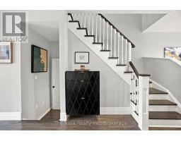 32 Harbourview Crescent, Toronto, ON M8V4A7 Photo 12