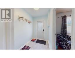 1A McFarlane Street thumbnail 4