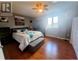 31 Forest Road thumbnail 14