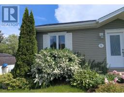 31 Forest Road thumbnail 3