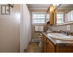 12 Aspen Road thumbnail 13