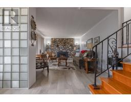 12 Aspen Road thumbnail 6