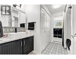 48 Barrington Road, photo 10
