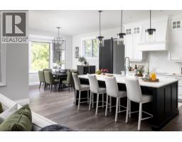 5pc Ensuite bath - 6005 Silver Maple Road, Lasalle, ON N9H0L6 Photo 10