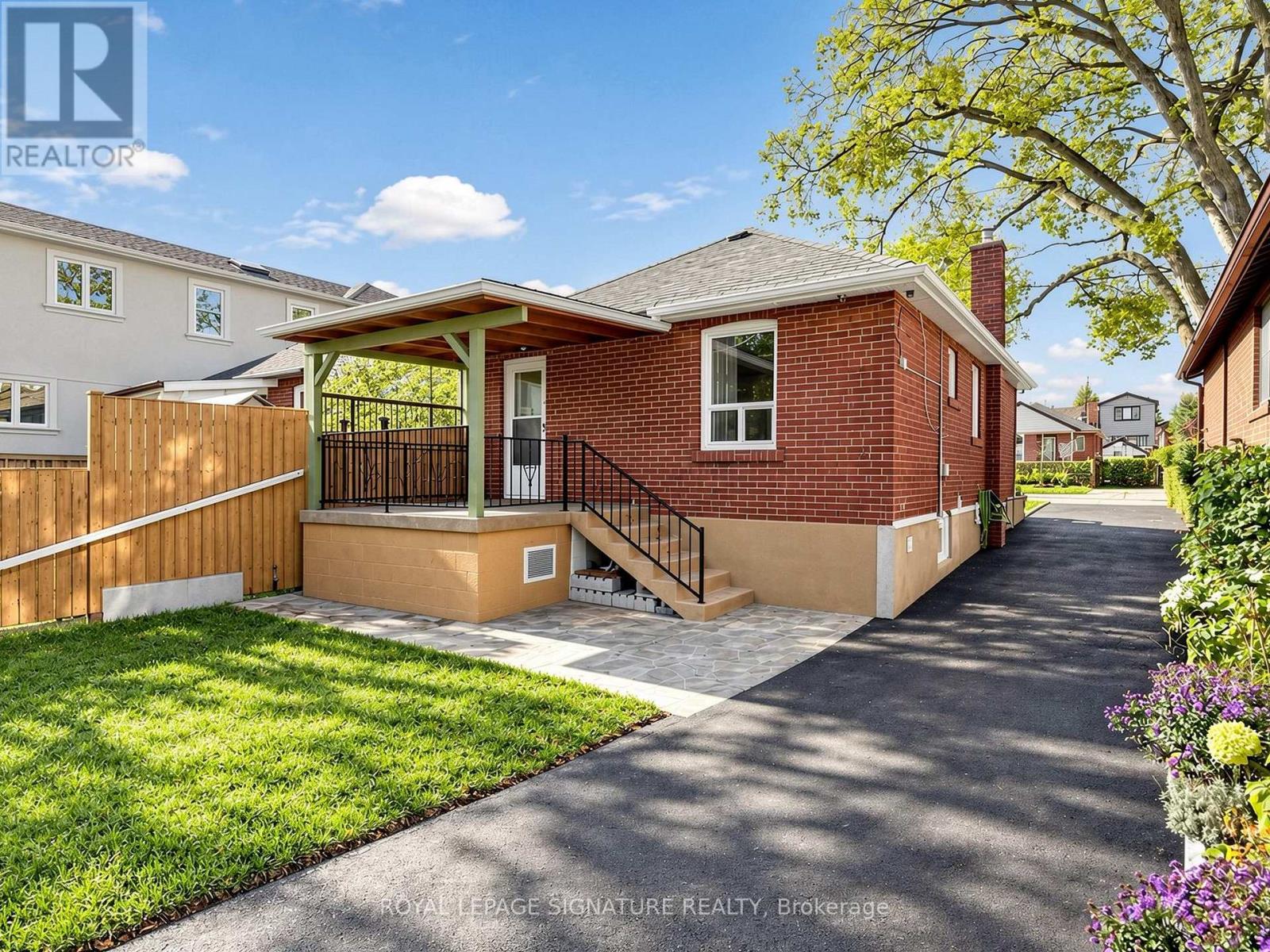 75 Inwood Avenue, Toronto, ON photo 38