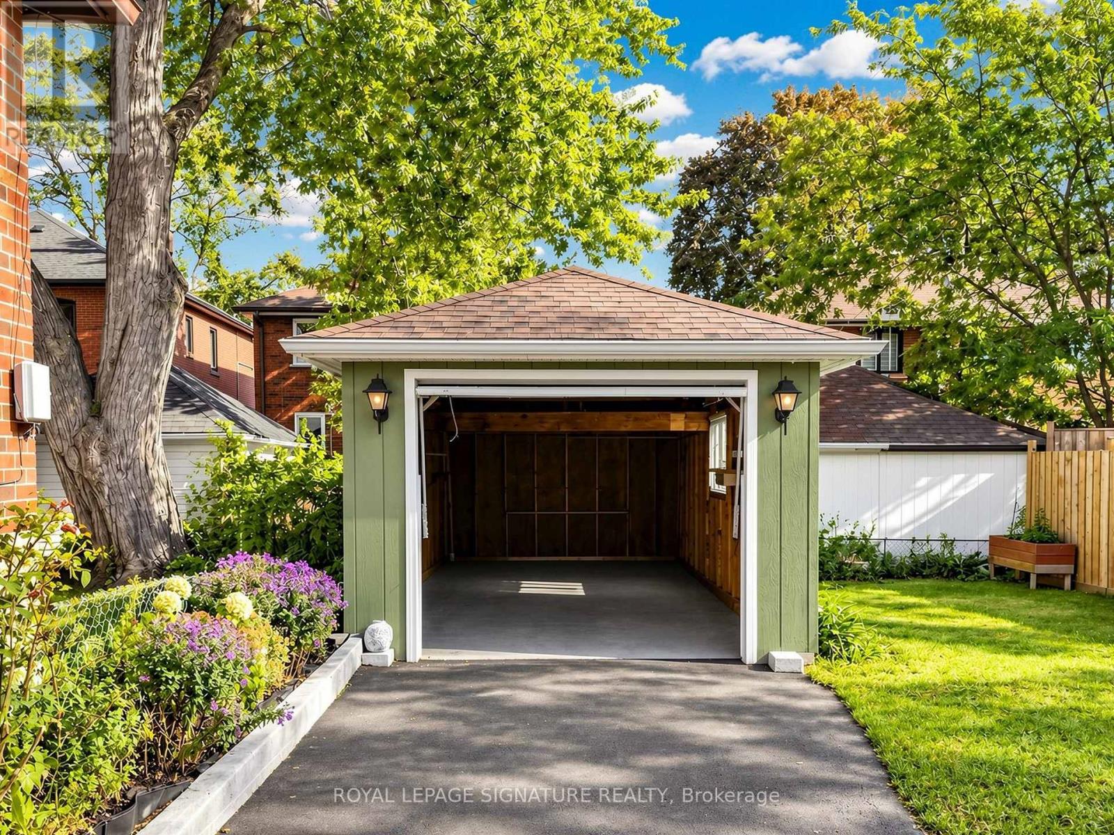75 INWOOD AVENUE - 43